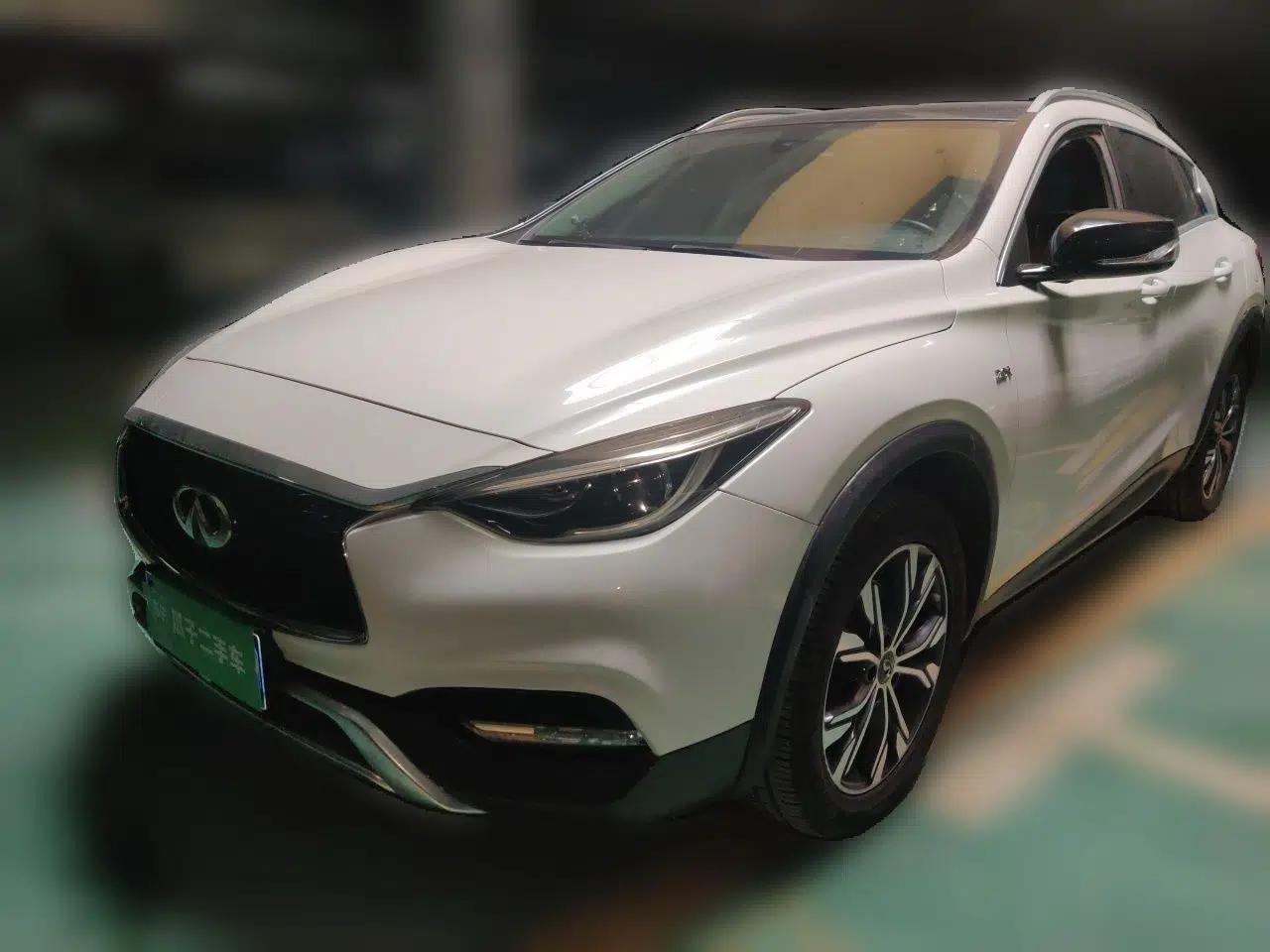 Infiniti QX30 2017 2.0T Four-Wheel Drive Sport Edition — миниатюра 1
