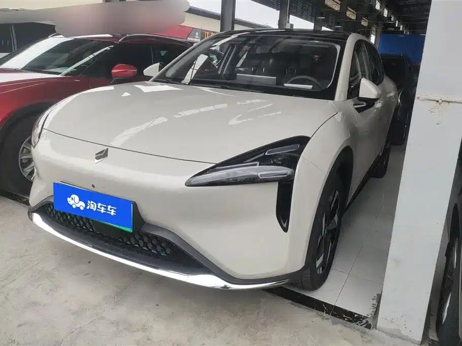 Baojun Yunhai 2025 500km Pure Electric Travel Edition — миниатюра 1