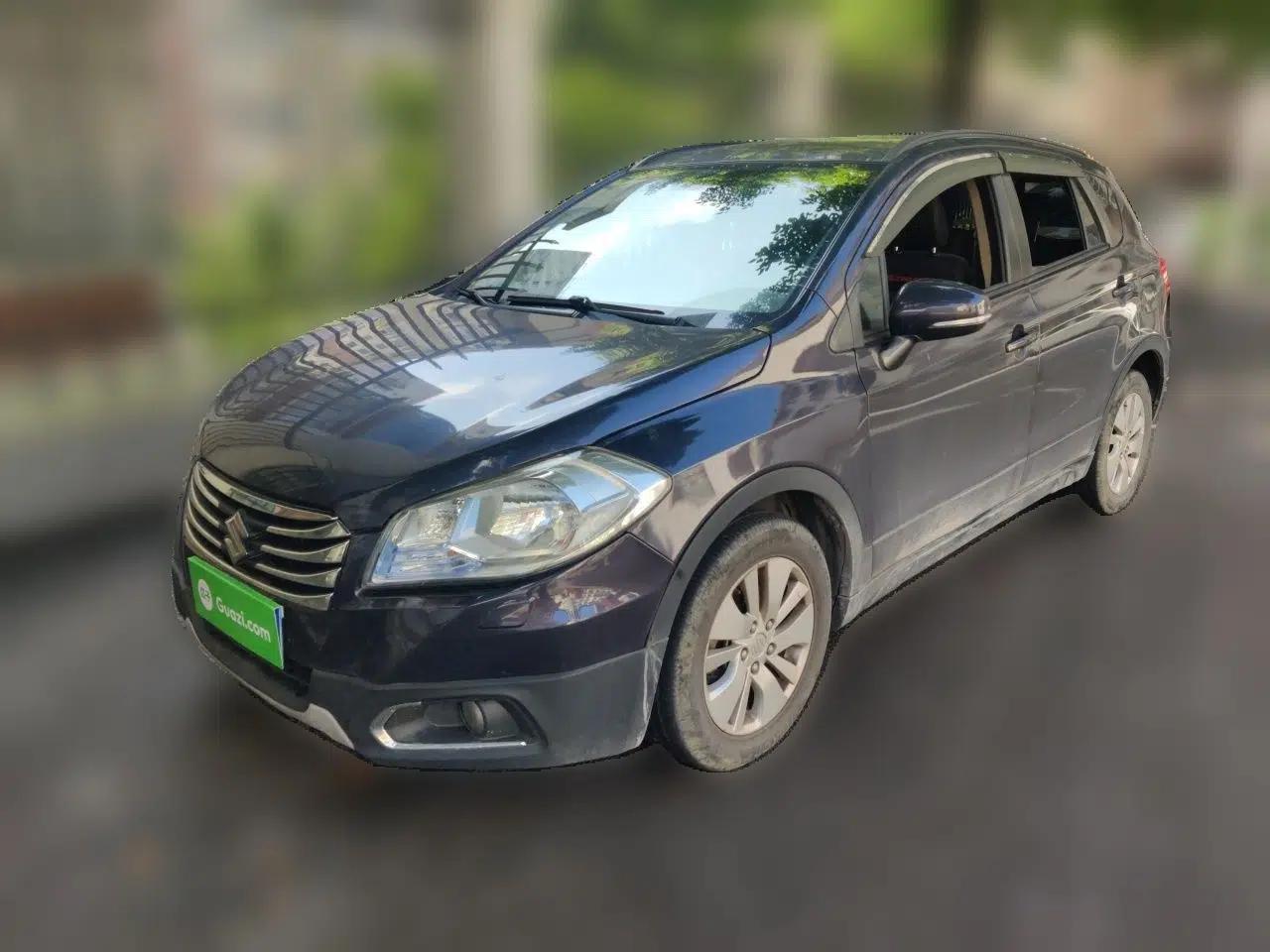 Suzuki S-Cross 2015 1.6L CVT Two-Wheel Drive Entry-Level Trim — миниатюра 1