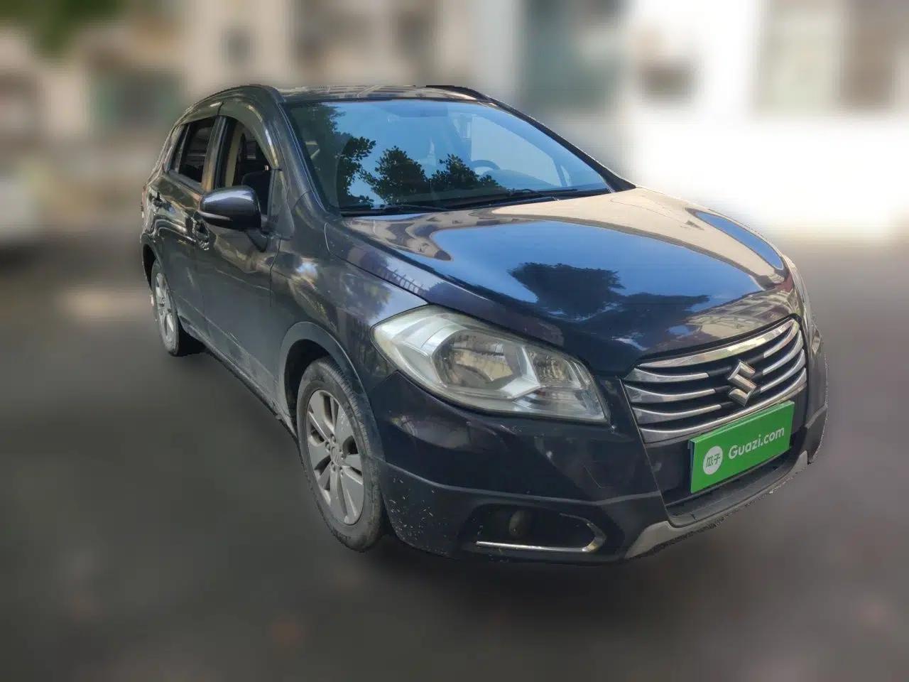 Suzuki S-Cross 2015 1.6L CVT Two-Wheel Drive Entry-Level Trim — миниатюра 3