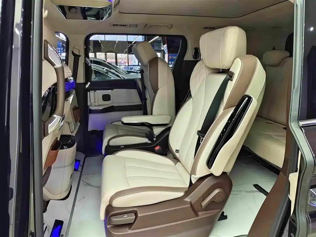 Bestune M9 2023 2.0T Premium Edition — миниатюра 11