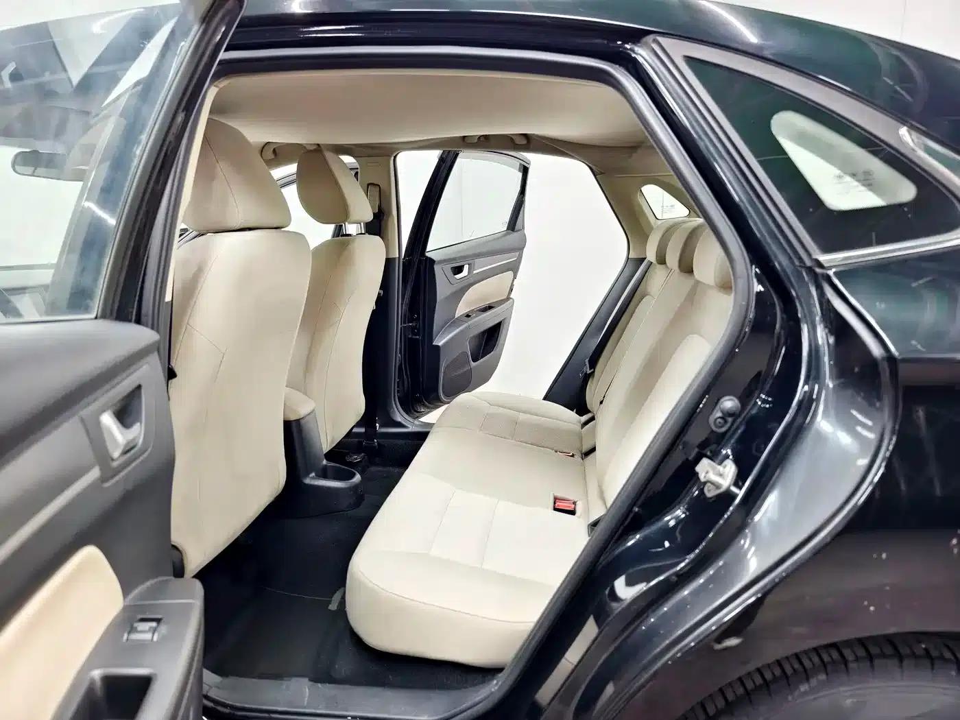 Besturn B30 2016 1.6L Manual Comfort Model — миниатюра 12