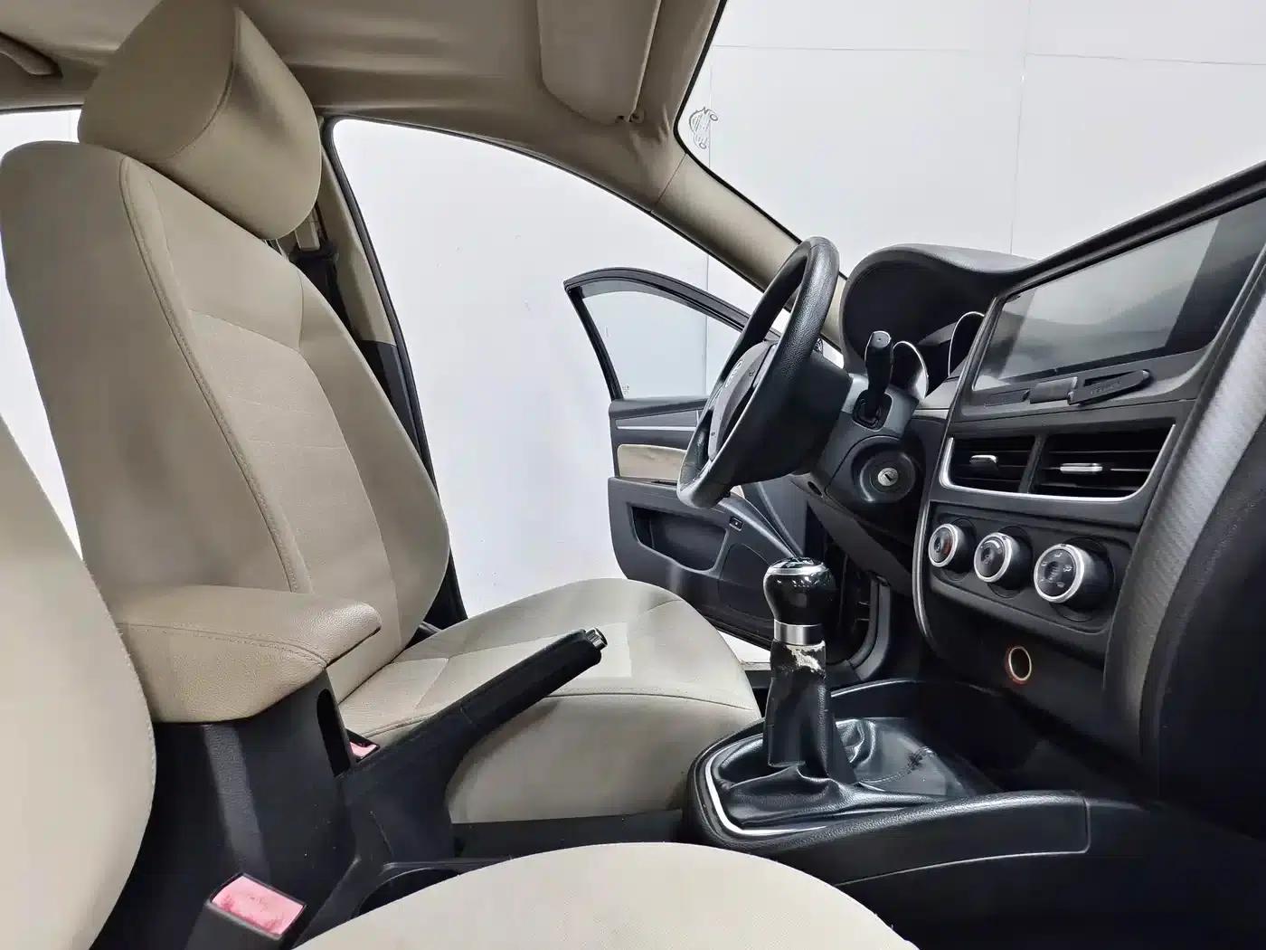 Besturn B30 2016 1.6L Manual Comfort Model — миниатюра 14