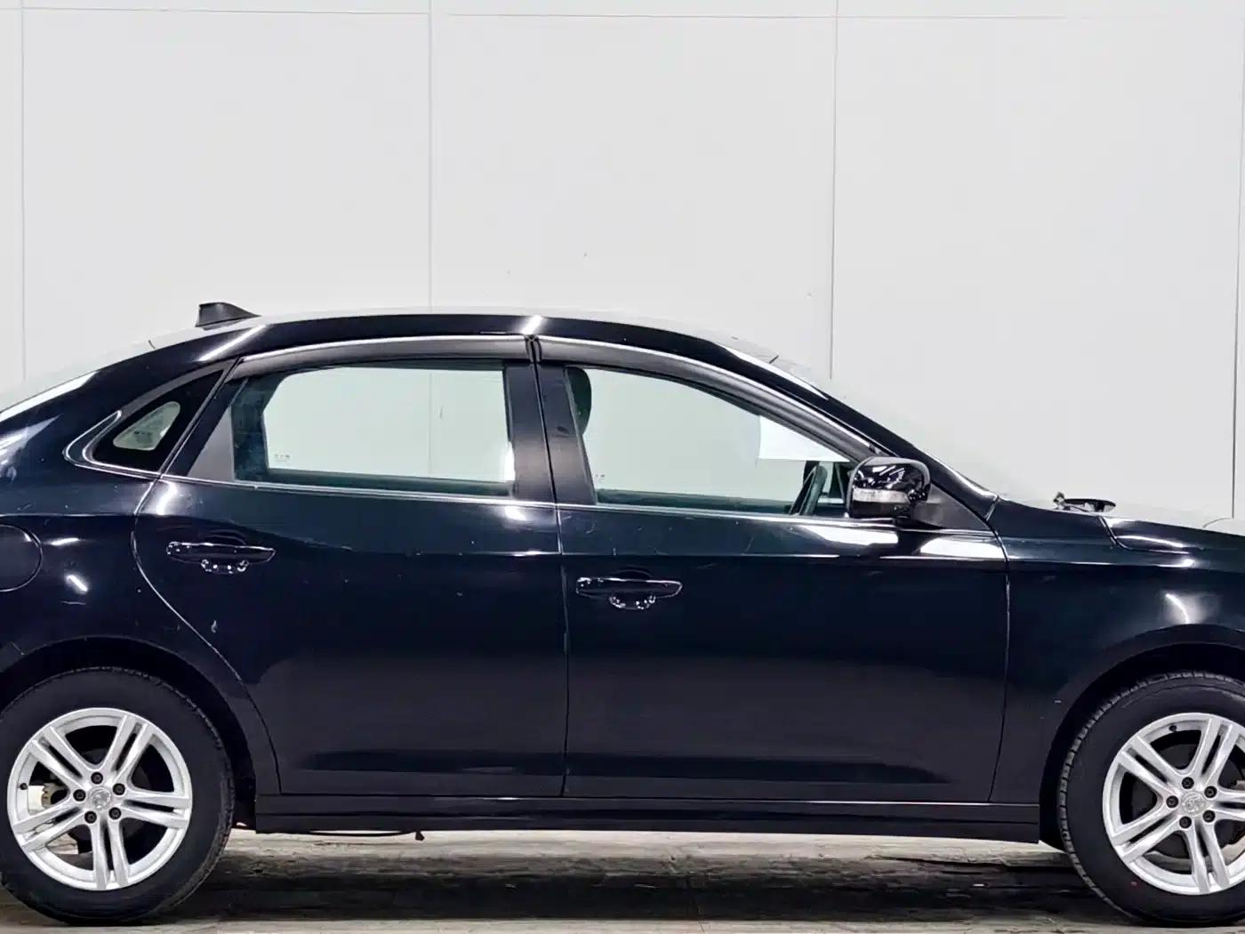 Besturn B30 2016 1.6L Manual Comfort Model — миниатюра 8