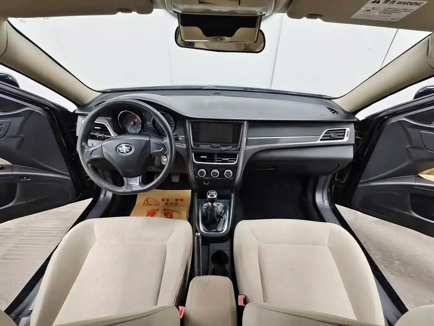 Besturn B30 2016 1.6L Manual Comfort Model — миниатюра 9