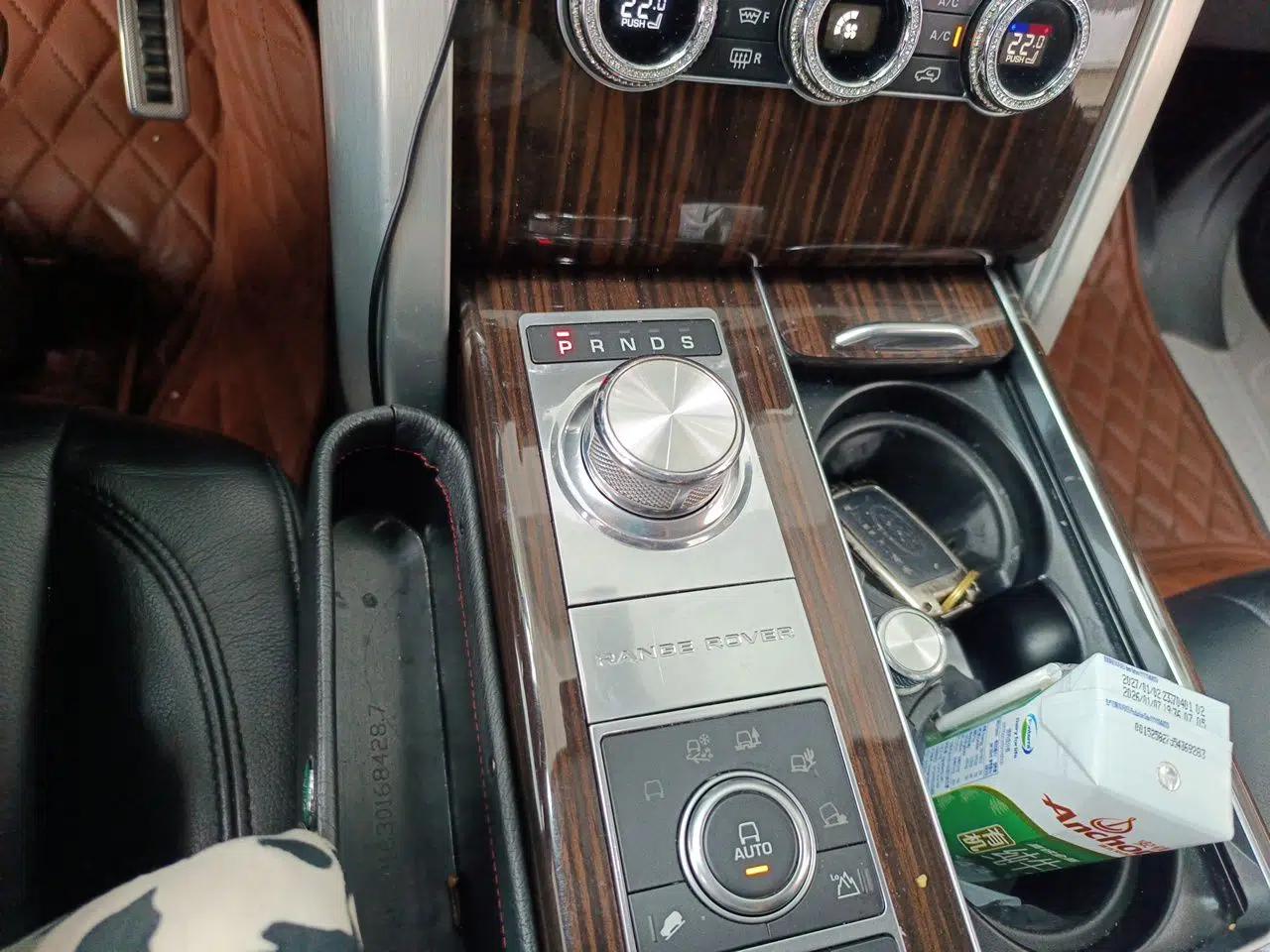 Land Rover Range Vogue — миниатюра 14