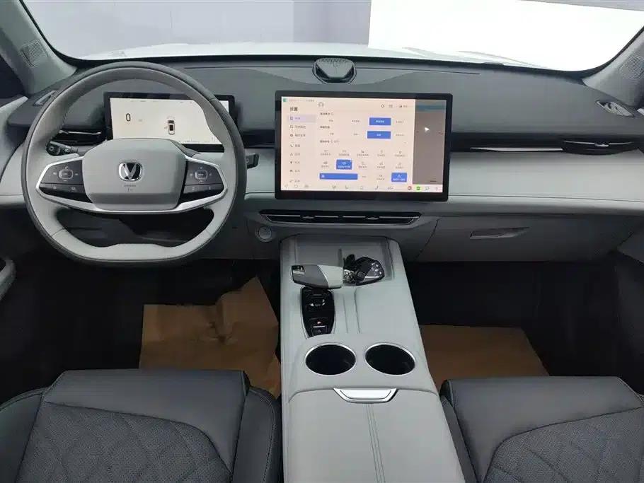 Changan UNI-Z New Energy 2025 Model: Smart New Blue Whale, 125km/h, Battleship Edition — миниатюра 12