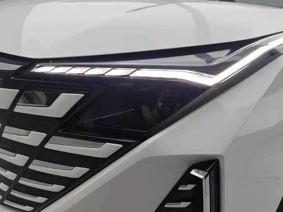 Changan UNI-Z New Energy 2025 Model: Smart New Blue Whale, 125km/h, Battleship Edition — миниатюра 5