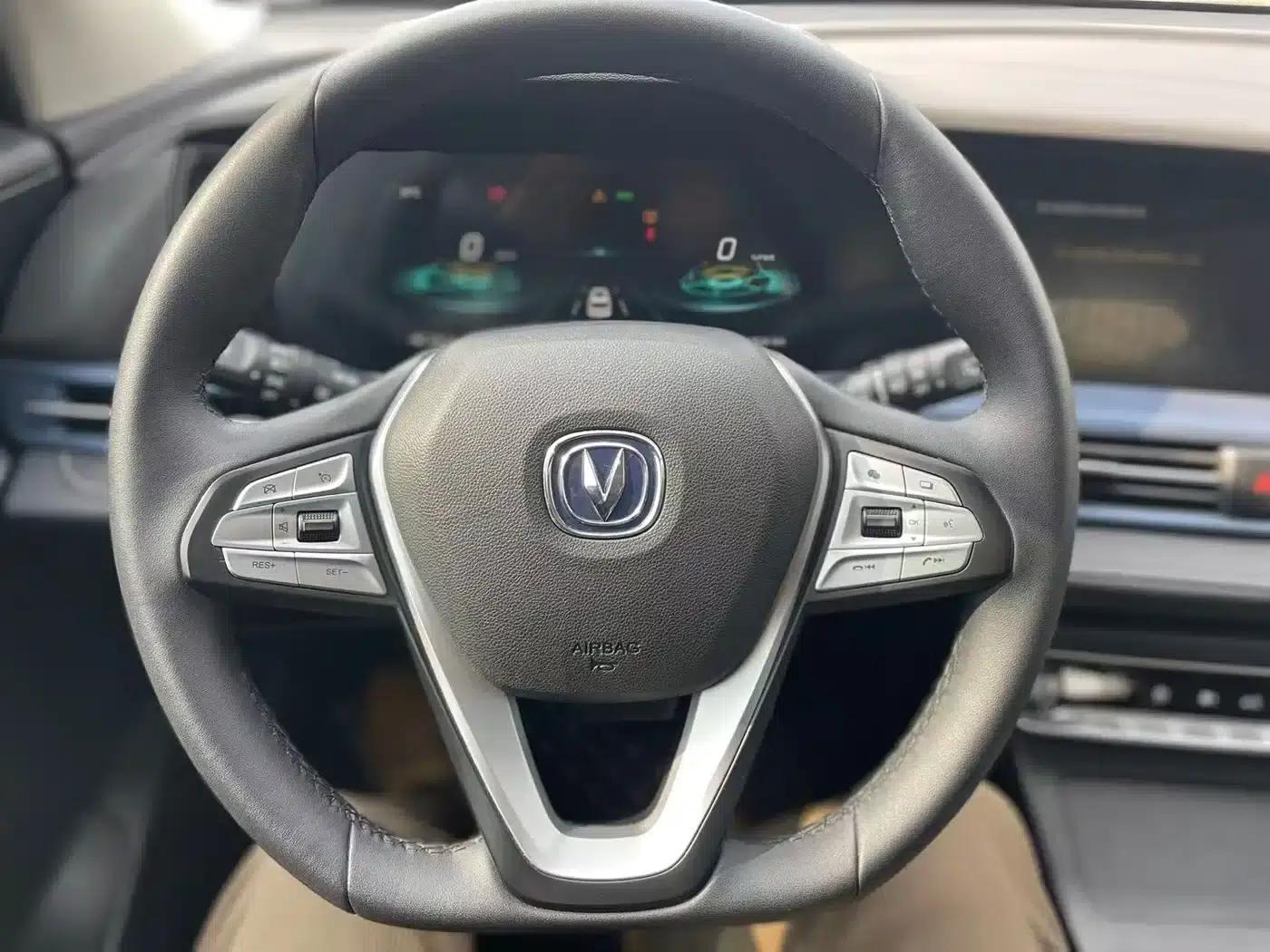 Changan CS55 Pure Electric 2020 Model, Standard Range, Smart Edition — миниатюра 19