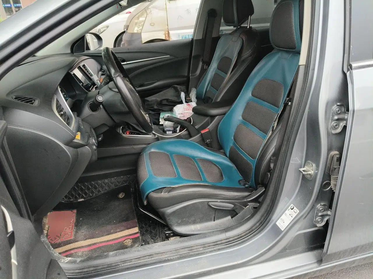 Buick Excelle GX 2018 18T Automatic Elite Model — миниатюра 15