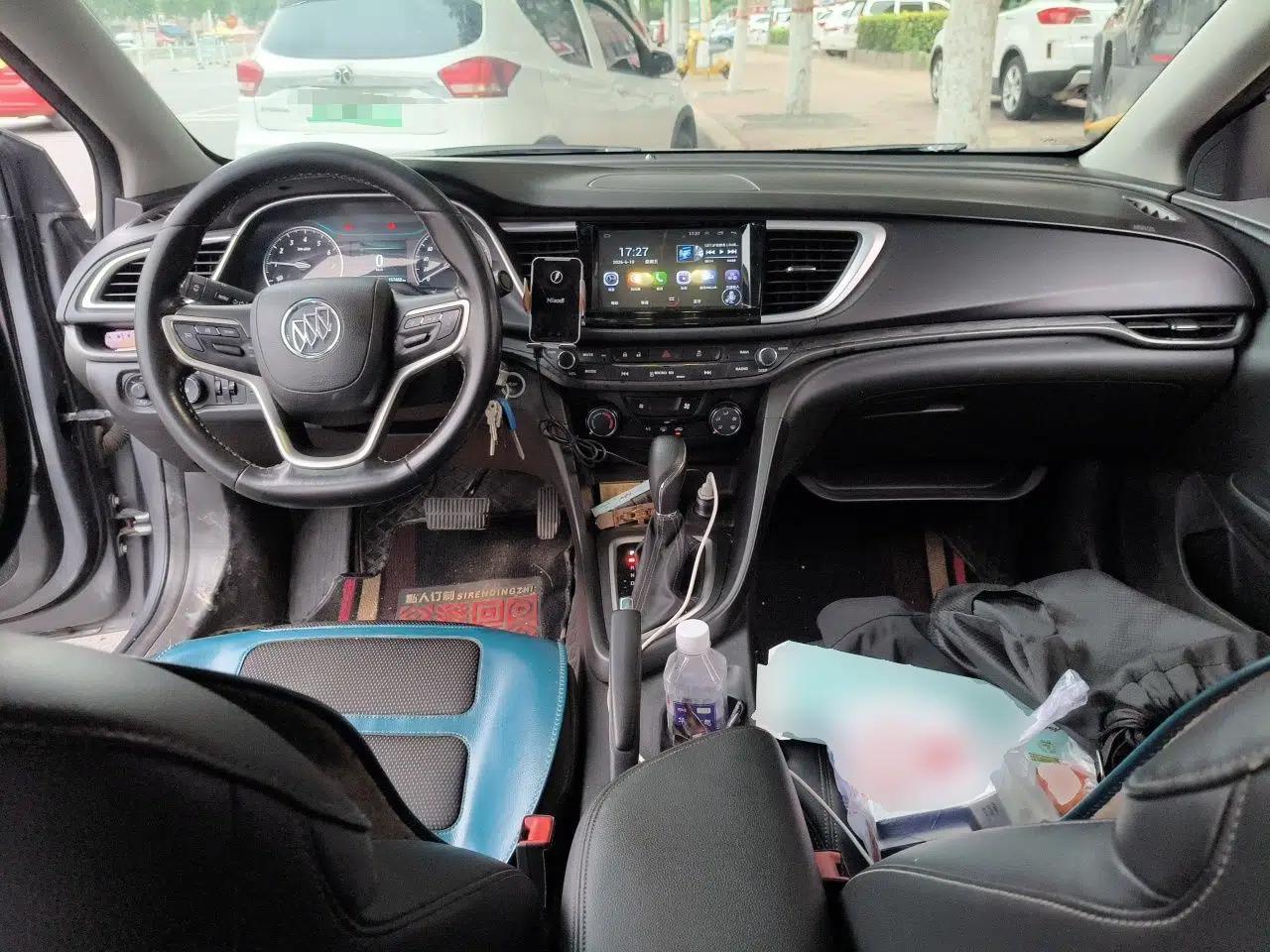 Buick Excelle GX 2018 18T Automatic Elite Model — миниатюра 9