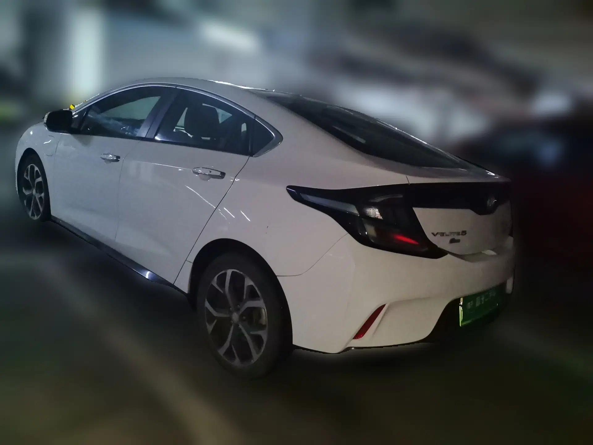 Buick VELITE 5 2017 Urban Extended-Range Model — миниатюра 4
