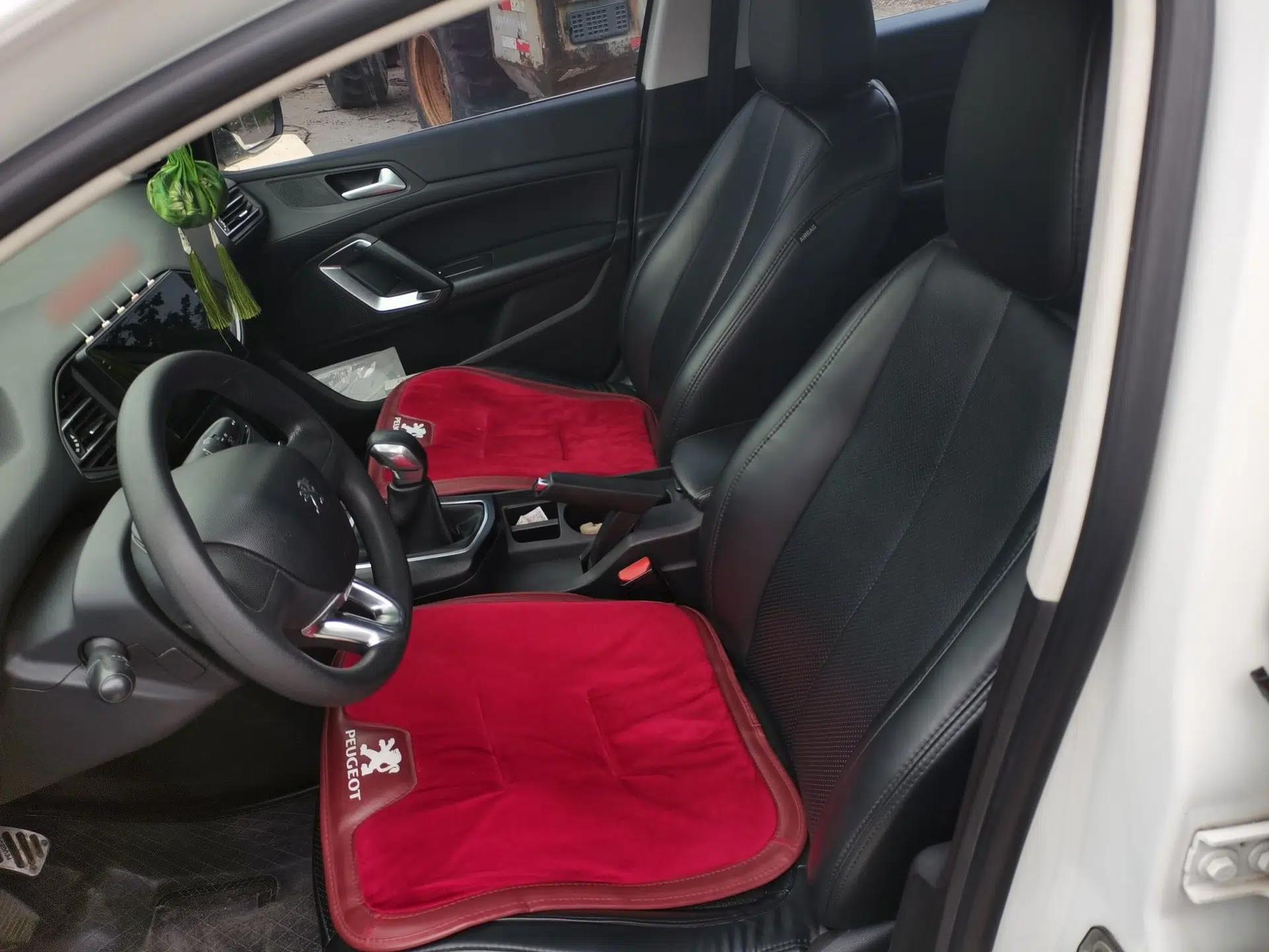 Peugeot 308S 2015 1.6L Manual Shangchi Edition — миниатюра 15
