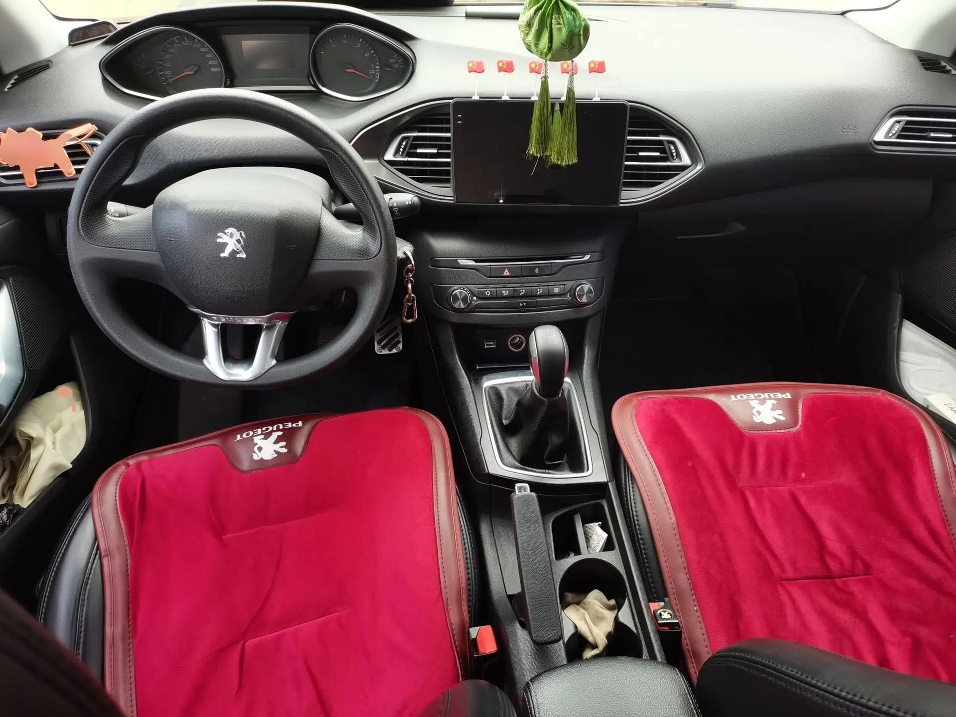Peugeot 308S 2015 1.6L Manual Shangchi Edition — миниатюра 9