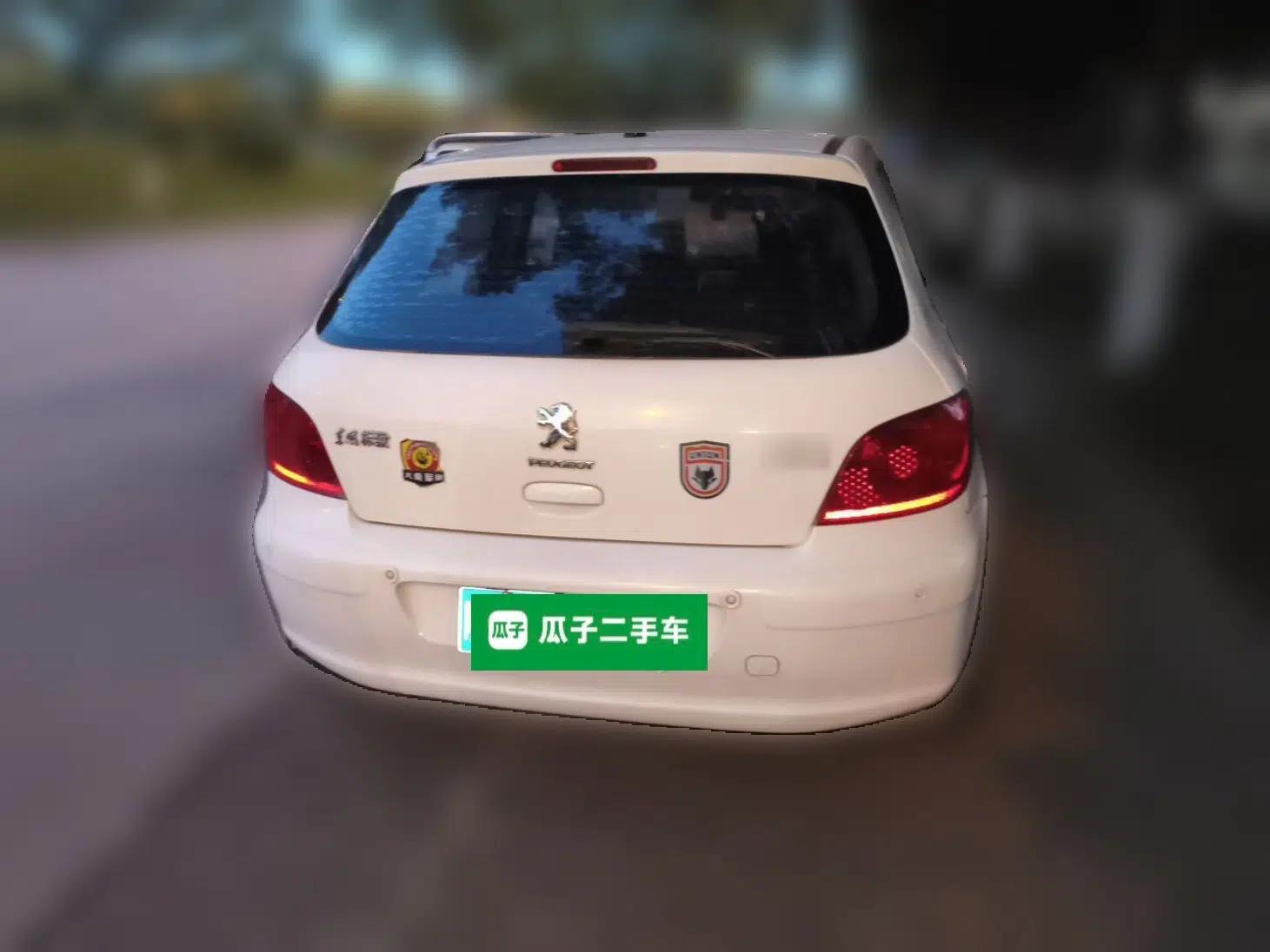 Peugeot 307 2012 Hatchback 1.6L Automatic Comfort Edition — миниатюра 5