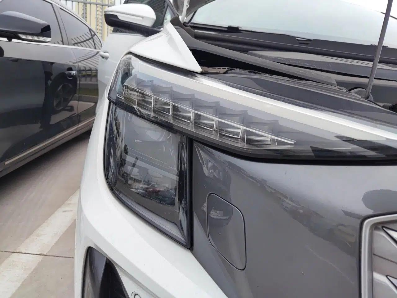 Audi Q5 e-tron 2023 40 e-tron Starry Edition Luxury Package — миниатюра 7
