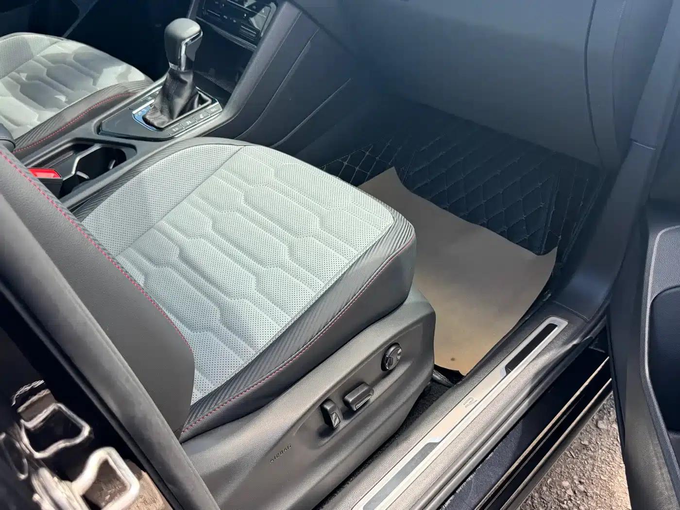 Tiguan X 2021 330TSI 2WD Flagship Edition — миниатюра 15