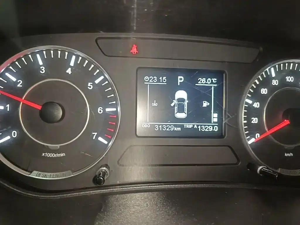 Fengguang 500 2022 1.5T CVT Enjoy Edition — миниатюра 12