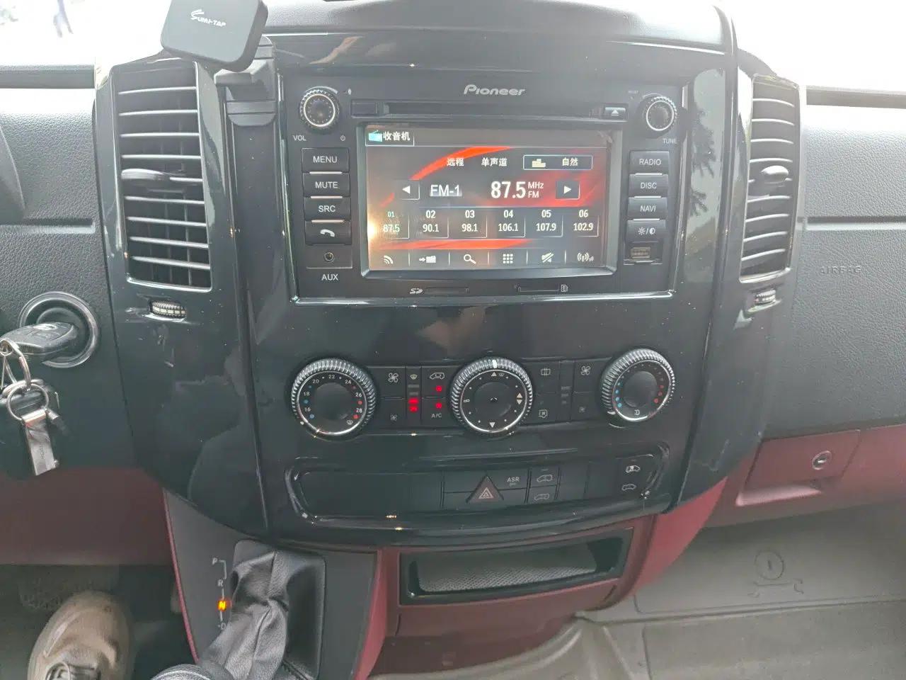 Mercedes-Benz Sprinter — миниатюра 13