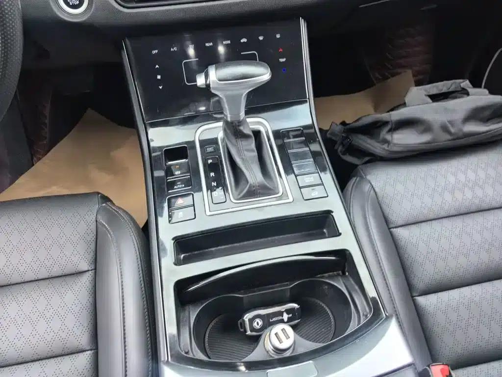 Fengguang ix7 2020 2.0TGDI Automatic 2WD Urban Luxury Edition — миниатюра 10