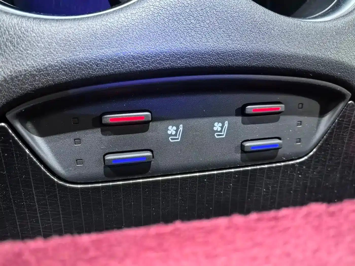 Venza 2023 2.5L Intelligent Hybrid Dual Engine 2WD Premium Edition — миниатюра 9