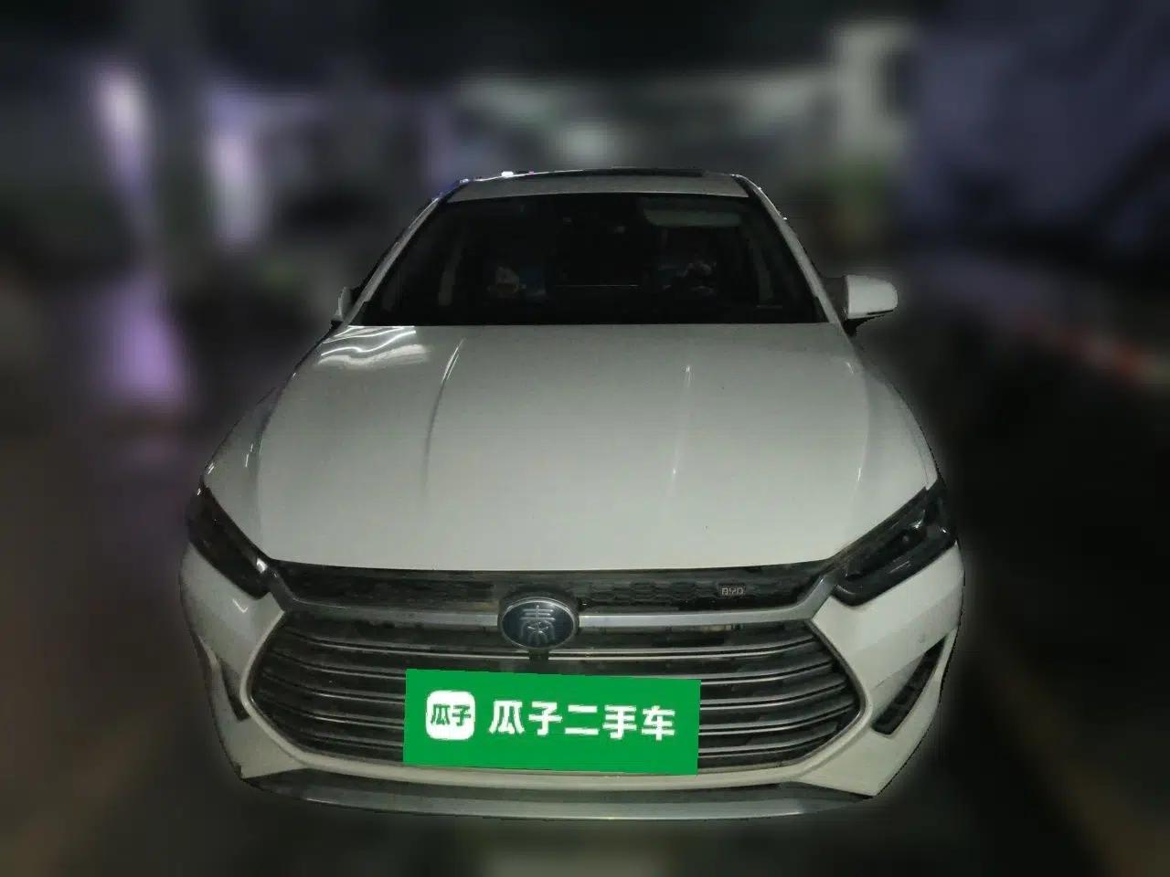 BYD Qin Pro New Energy 2018 DM 1.5TI Automatic Smart Connect Elite Model — миниатюра 2