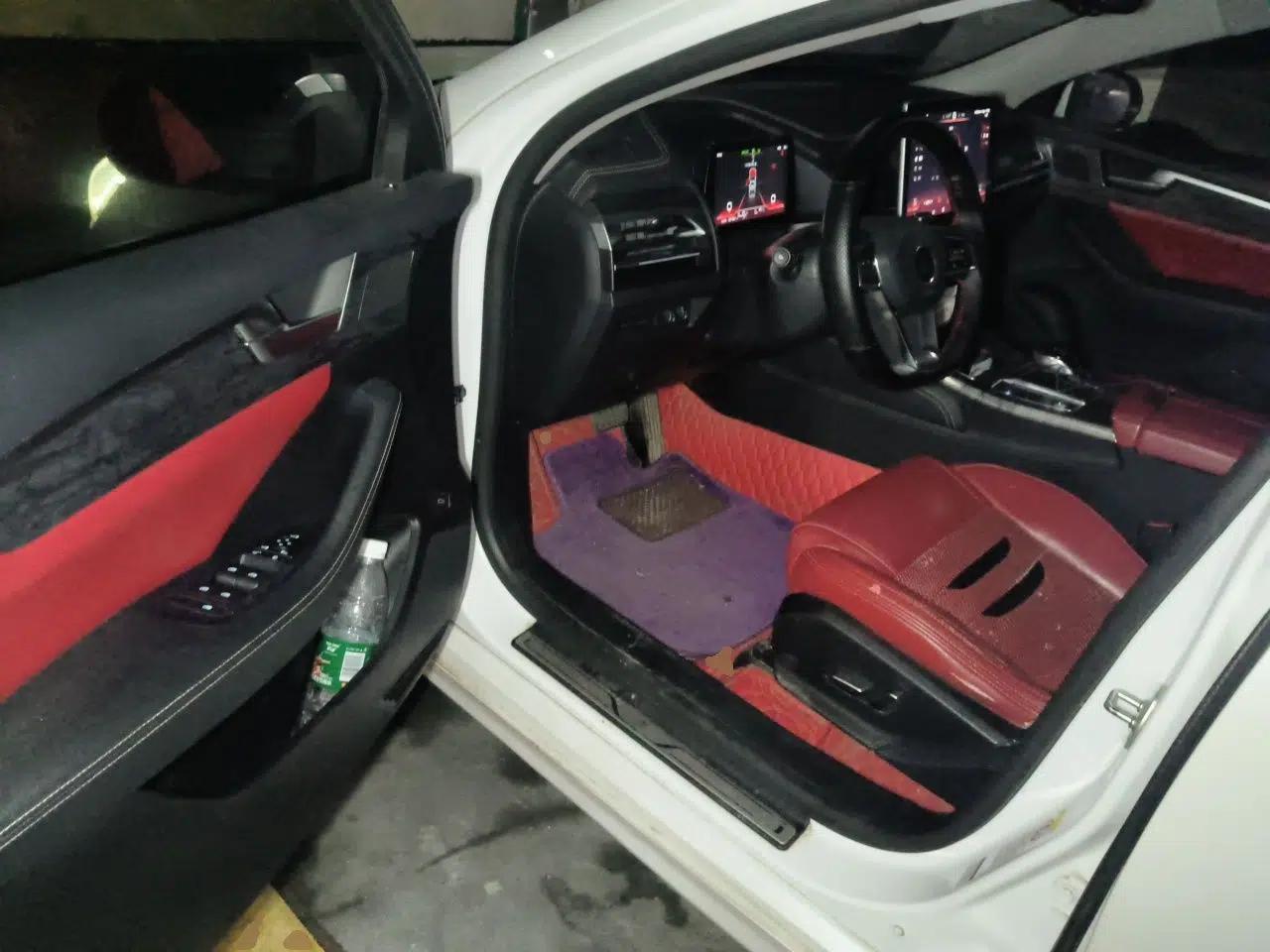 BYD Qin Pro New Energy 2018 DM 1.5TI Automatic Smart Connect Elite Model — миниатюра 16