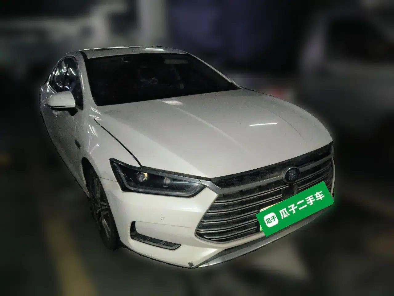 BYD Qin Pro New Energy 2018 DM 1.5TI Automatic Smart Connect Elite Model — миниатюра 3