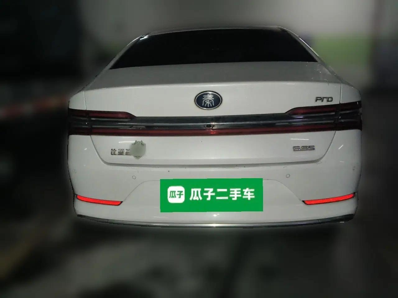 BYD Qin Pro New Energy 2018 DM 1.5TI Automatic Smart Connect Elite Model — миниатюра 5