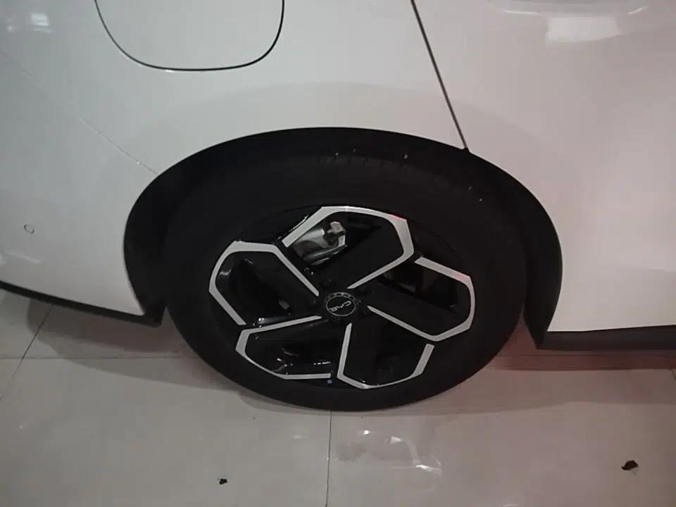 BYD Seal 06 DM-i Touring 2025 DM-i Touring High-End Model — миниатюра 16