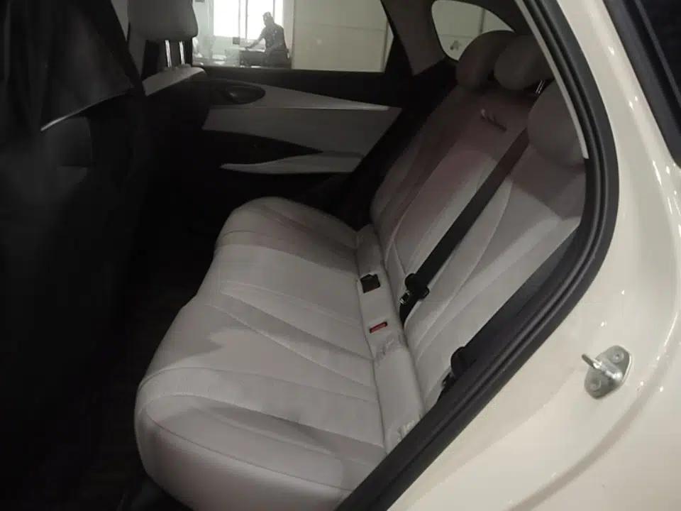 BYD Seal 06 DM-i Touring 2025 DM-i Touring High-End Model — миниатюра 25