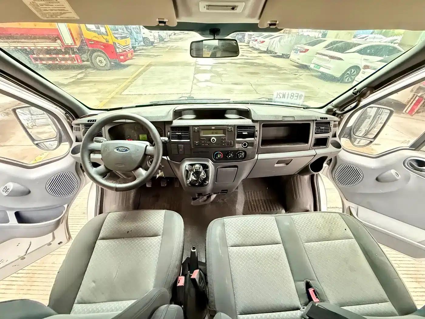 New Generation Ford Transit 2016 Model 2.2T Long Wheelbase 6/7 Seat Mid-Roof Multi-Purpose Vehicle — миниатюра 16