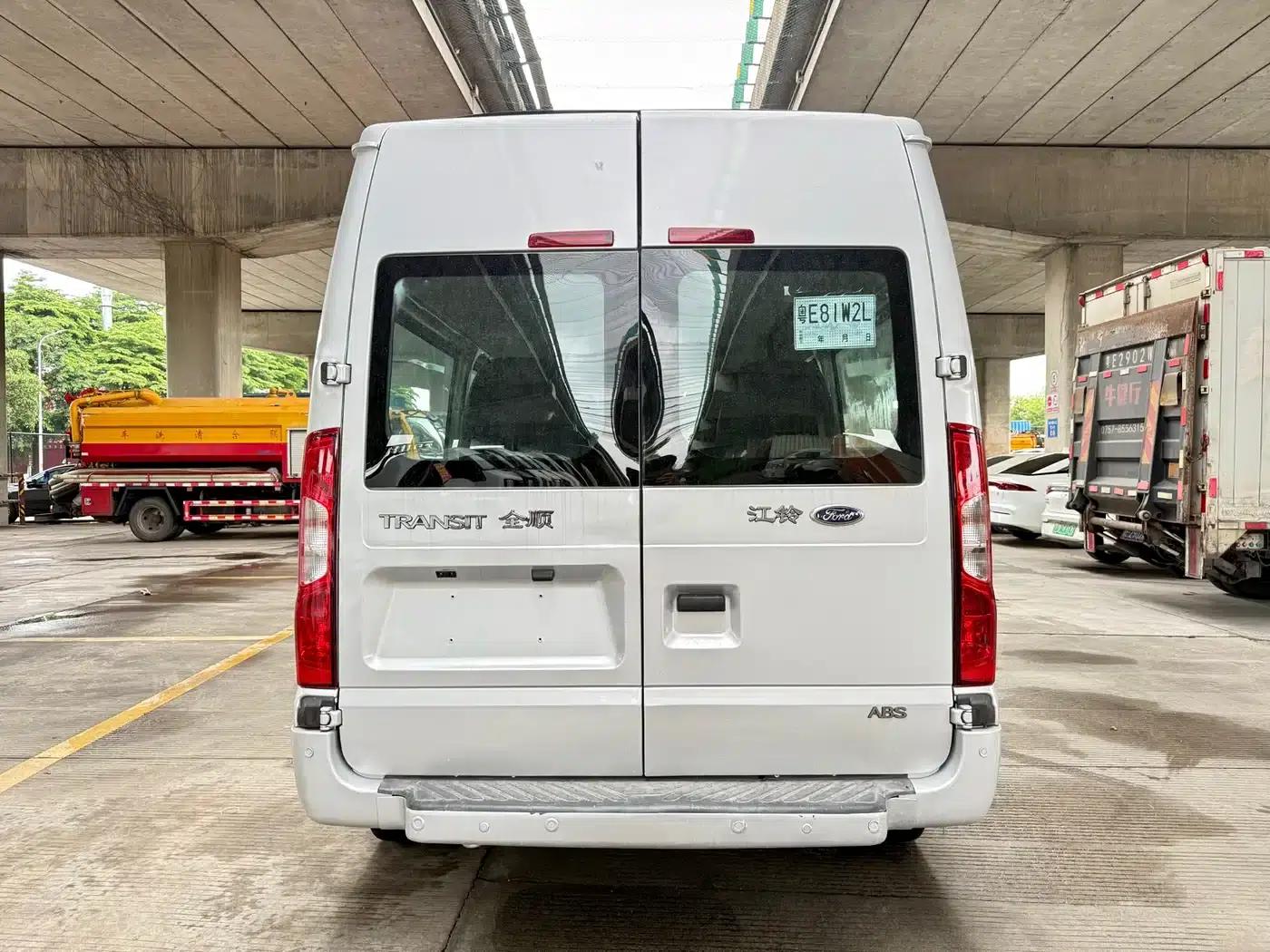 New Generation Ford Transit 2016 Model 2.2T Long Wheelbase 6/7 Seat Mid-Roof Multi-Purpose Vehicle — миниатюра 6