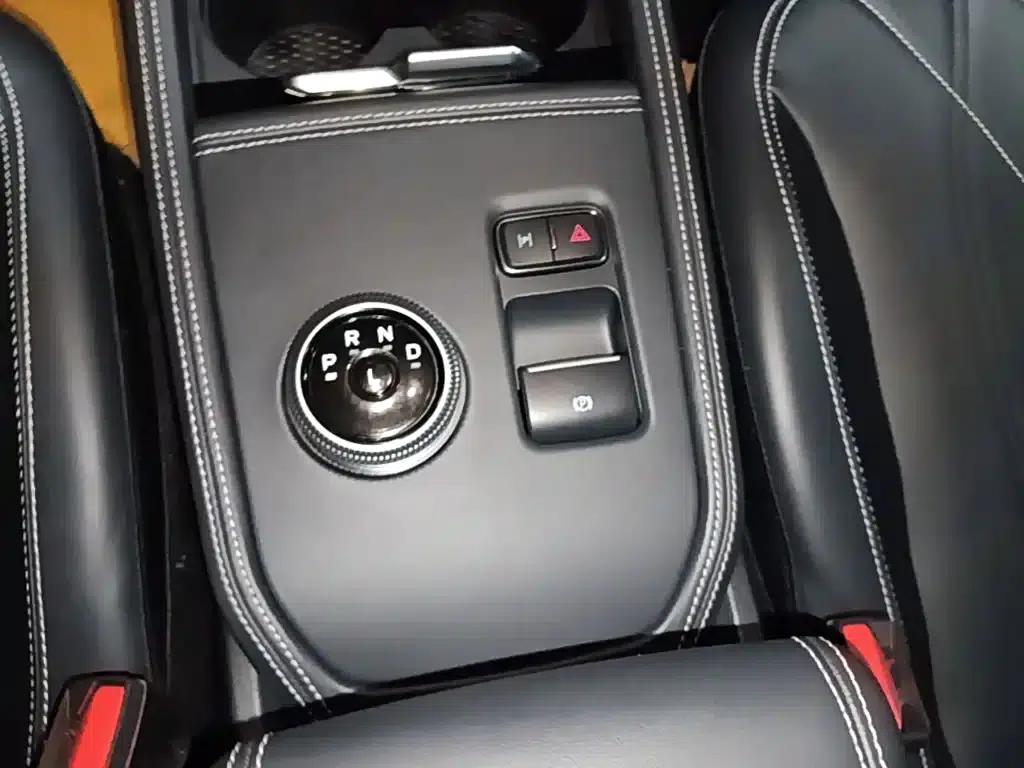 Ford Electric 2021 Model X Rear-Wheel Drive Standard Range — миниатюра 14