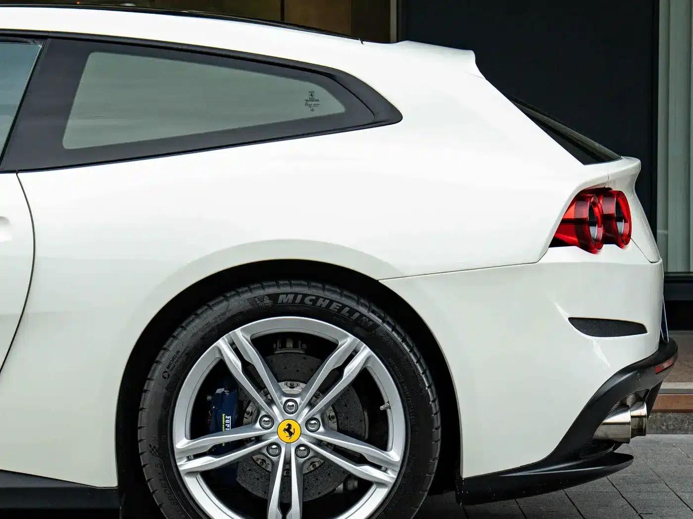 2016 GTC4Lusso 6.3L V12 — миниатюра 5