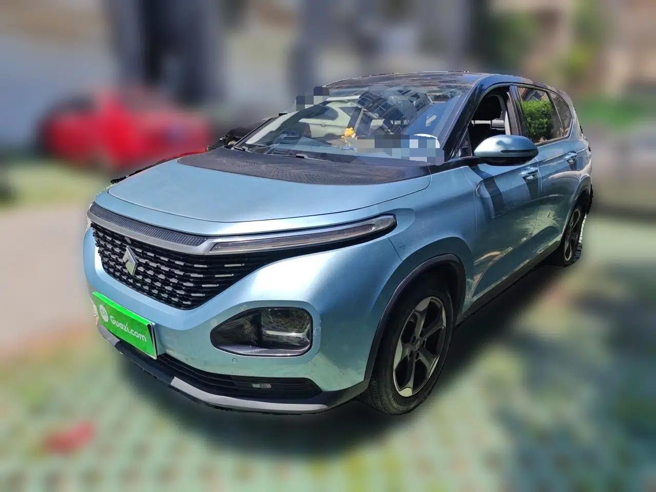 Baojun RM-5 2019 1.5T CVT 24-Hour Online Luxury Version 7 Seats — миниатюра 1