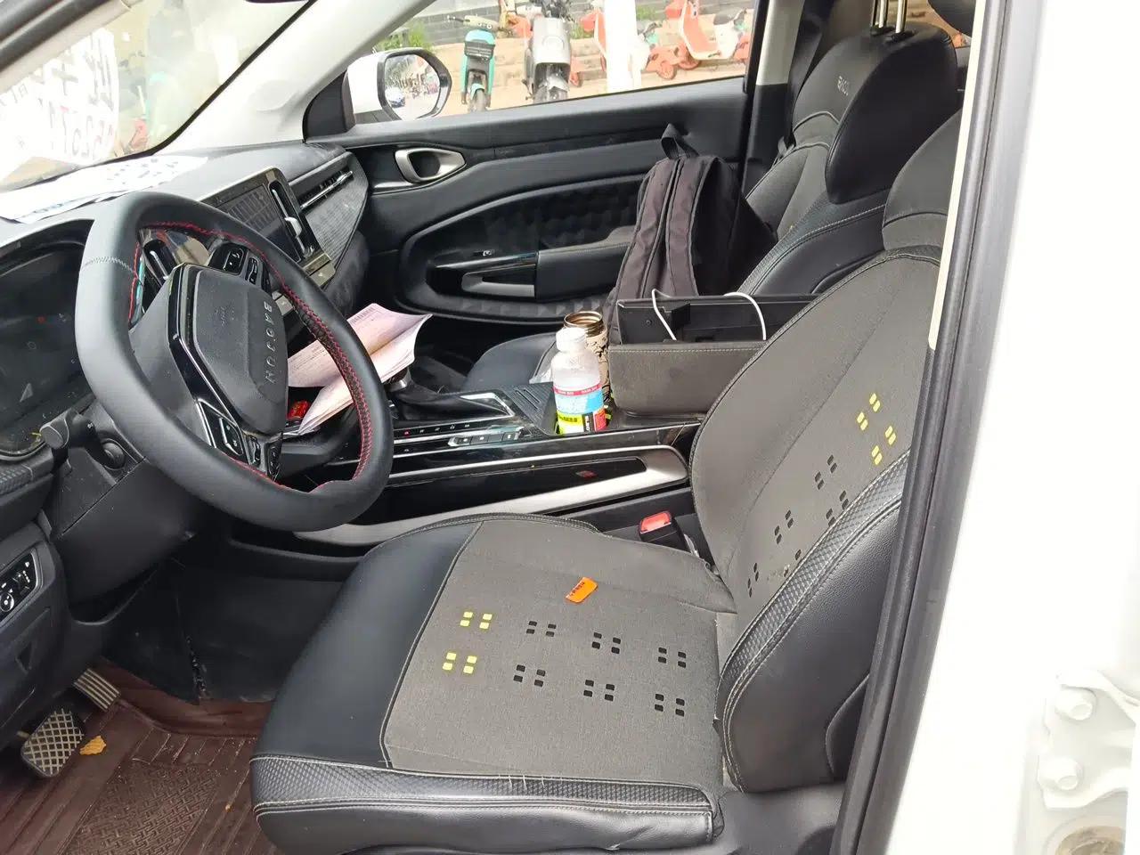 Baojun RM-5 2019 1.5L CVT Elite Version with 24-Hour Online Service 7 Seats — миниатюра 15