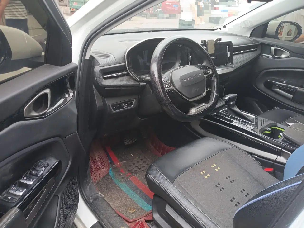 Baojun RM-5 2019 1.5T CVT Elite Version with 24-Hour Online Service 6 Seats — миниатюра 16