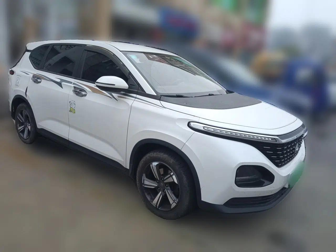 Baojun RM-5 2019 1.5T CVT Elite Version with 24-Hour Online Service 6 Seats — миниатюра 3