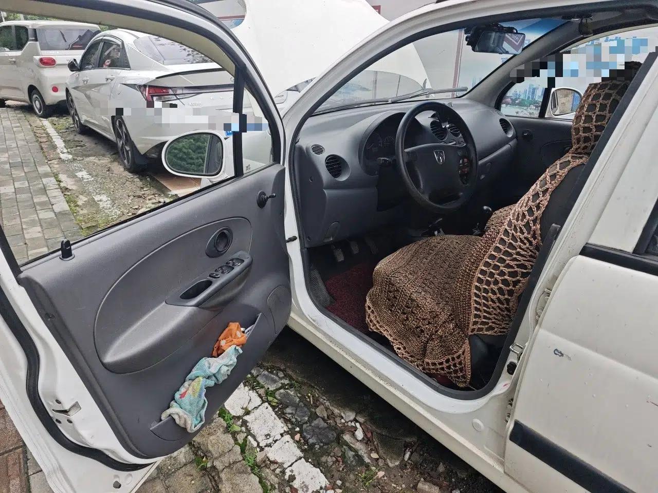 Baojun Lechi 2012 Revised 1.0L Manual P-TEC Standard Edition — миниатюра 16