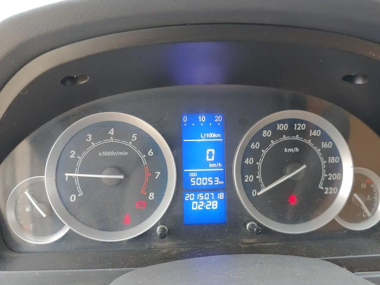 BAIC E Series 2012 Hatchback 1.3L Manual Liking Edition — миниатюра 12