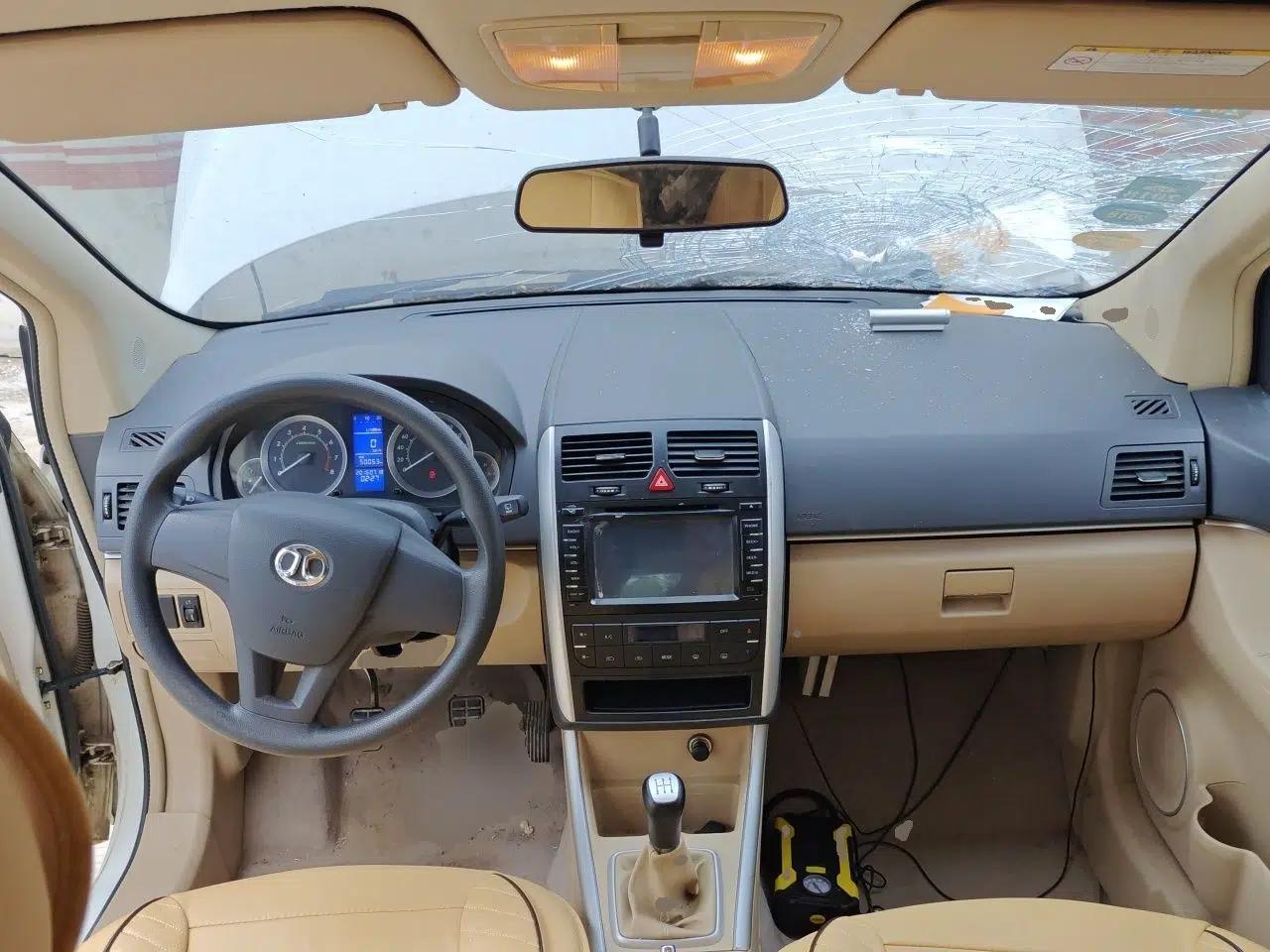 BAIC E Series 2012 Hatchback 1.3L Manual Liking Edition — миниатюра 10