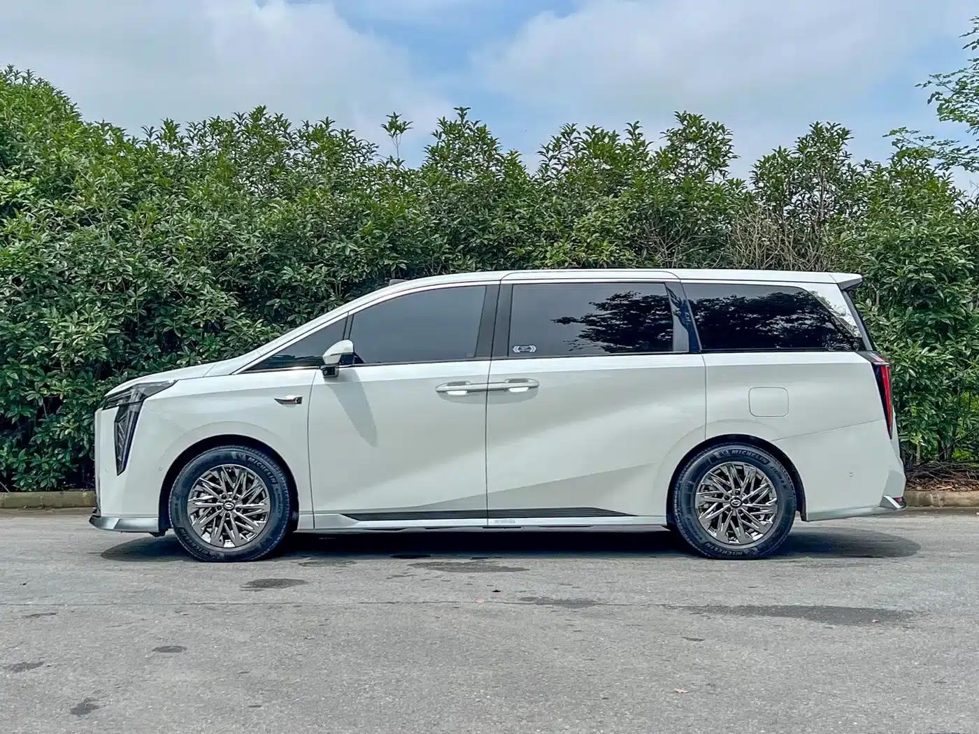 Trumpchi Aspiration M8 2025 Qiankun Series Ultra First Class — миниатюра 6