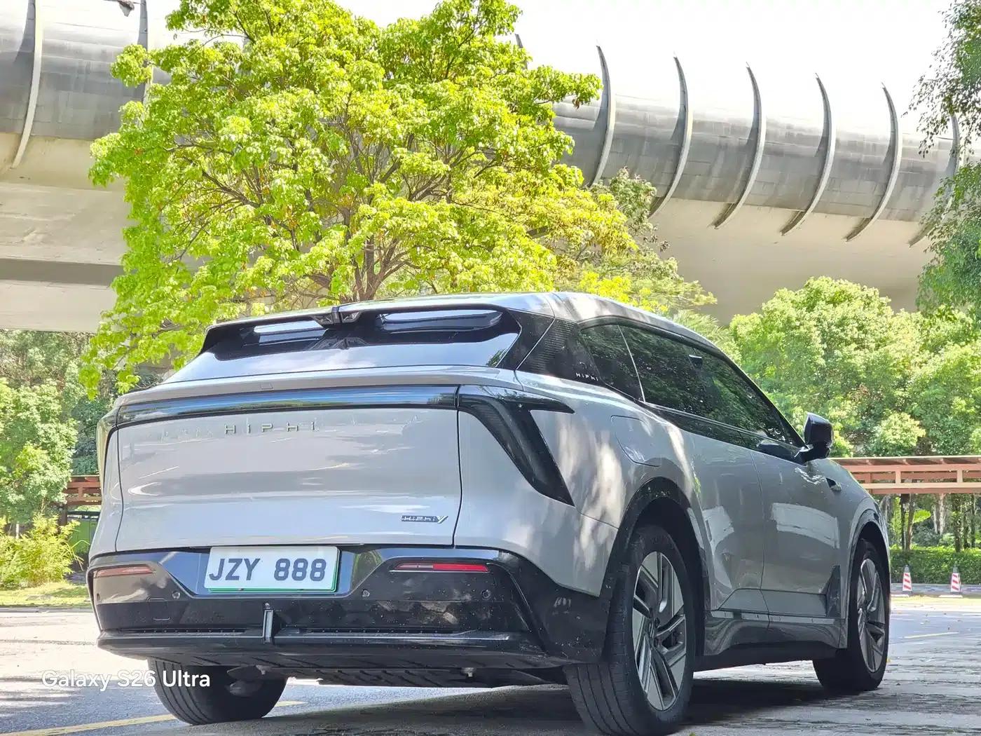 HiPhi Y 2023 Model 810km Long Range Version — миниатюра 6
