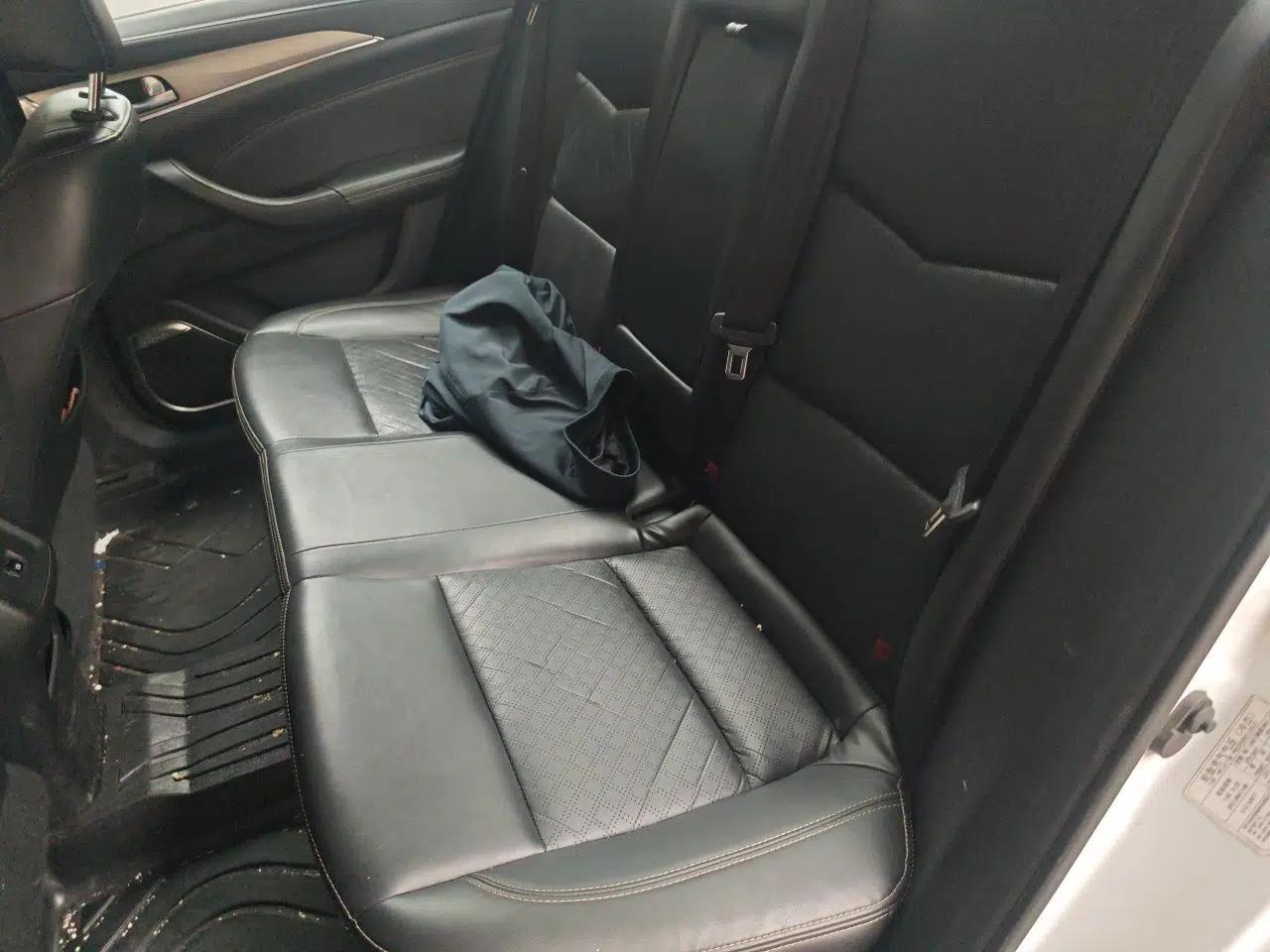 CHANGAN Eado New Energy 2019 EV460 Smart Edition — миниатюра 17