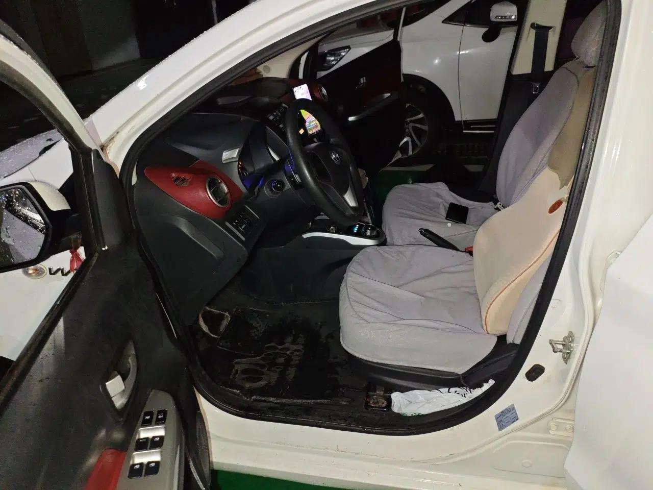 CHANGAN Benni 2015 1.4L IMT Luxury Model China V Standard — миниатюра 16