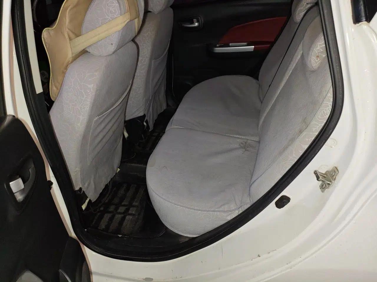 CHANGAN Benni 2015 1.4L IMT Luxury Model China V Standard — миниатюра 17