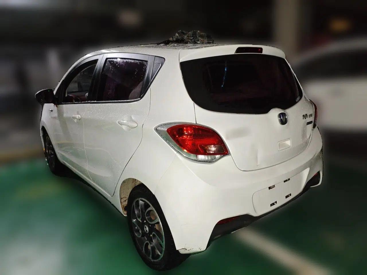 CHANGAN Benni 2015 1.4L IMT Luxury Model China V Standard — миниатюра 4