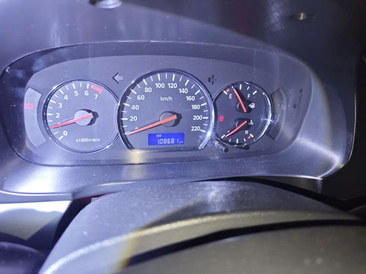 CHANGAN Alsvin V5 2012 1.5L Manual Dream Edition — миниатюра 12