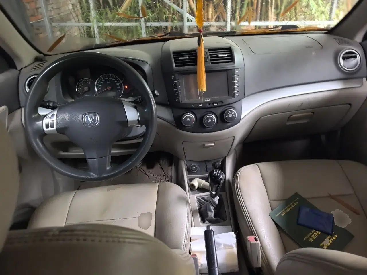 CHANGAN Alsvin V5 2012 1.5L Manual Dream Edition — миниатюра 9